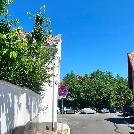 Apartment Silent Whisper - Near Old Town & Hillside *